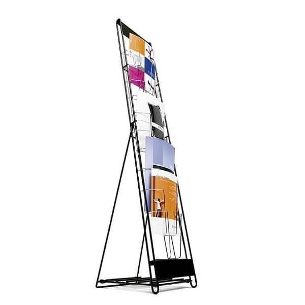 Expositor para revistas y cat�logos plegable.