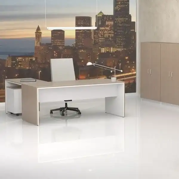 Despacho de oficina de dise�o moderno color blanco y haya